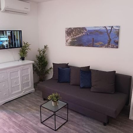 Studio Meuble Bord De Mer Bormes-les-Mimosas Ngoại thất bức ảnh